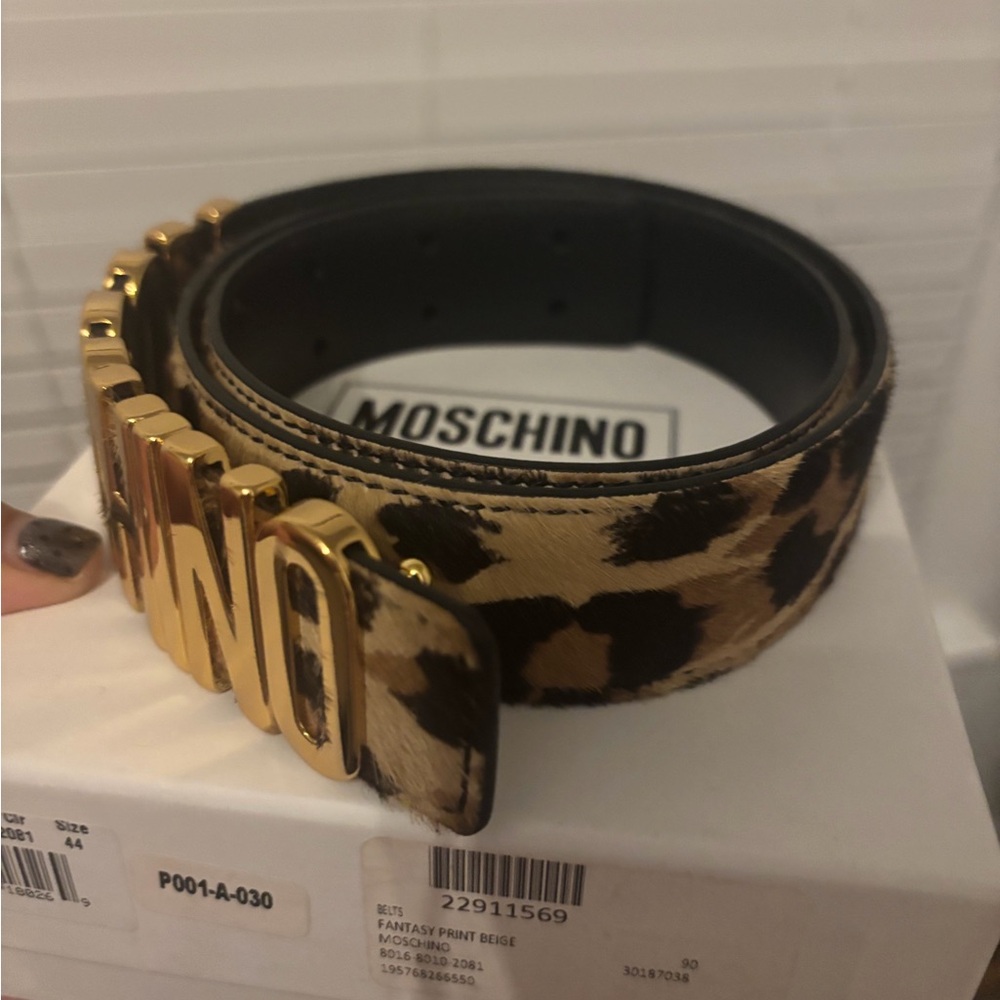 Moschino Gold Logo Belt with Black Accents leopard real leather size 85-90 44 eu - Picture 2 of 5